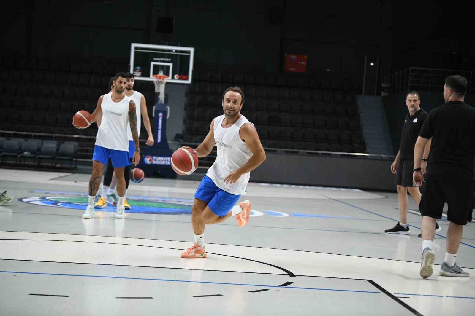 Çayırova Belediyesi’nde yeni sezon hazırlıkları başladı
