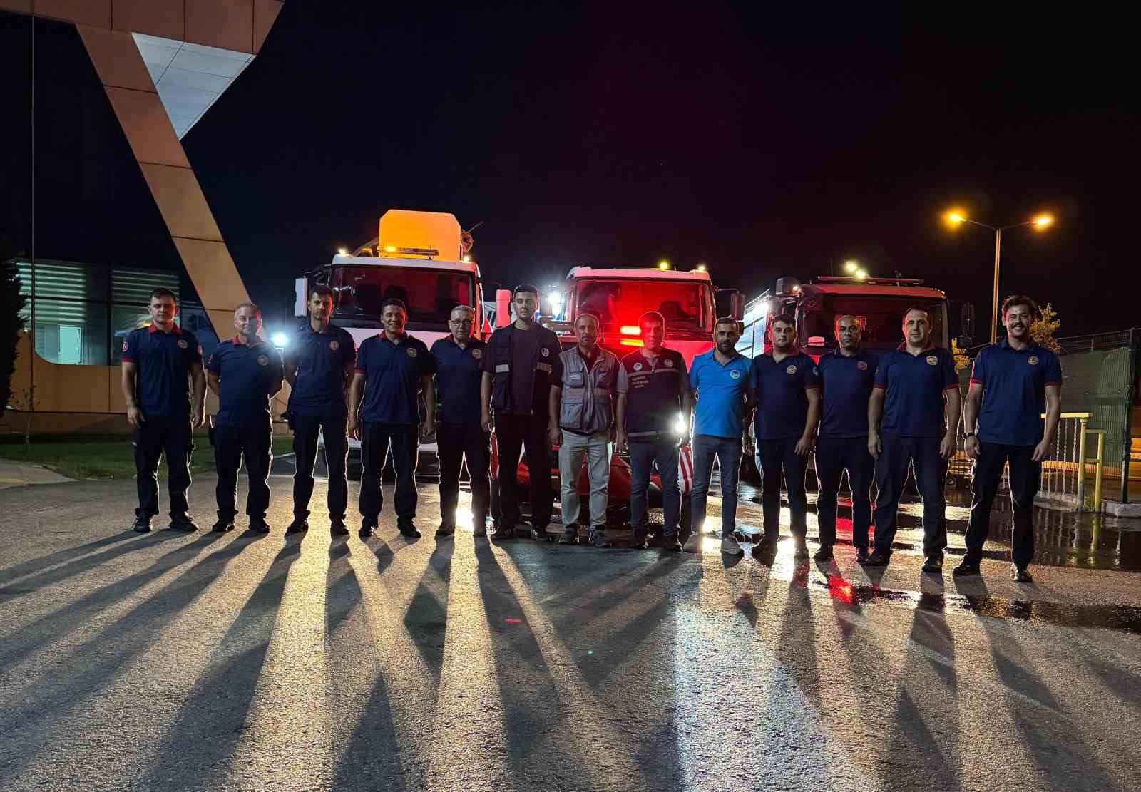 Çanakkale’deki orman yangınına Sakarya’dan destek
