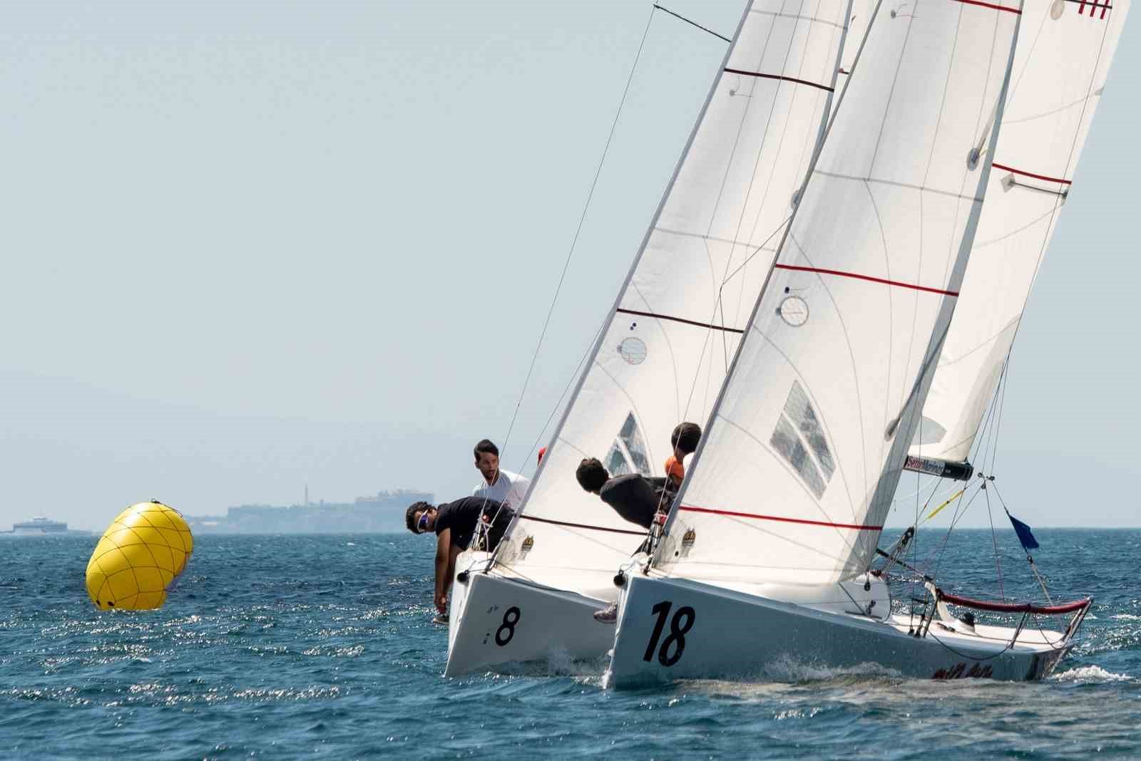 13. TAYK-Eker Olympos Regatta, J70 Match Race ve Hareketli Salma yarışlarıyla devam ediyor
