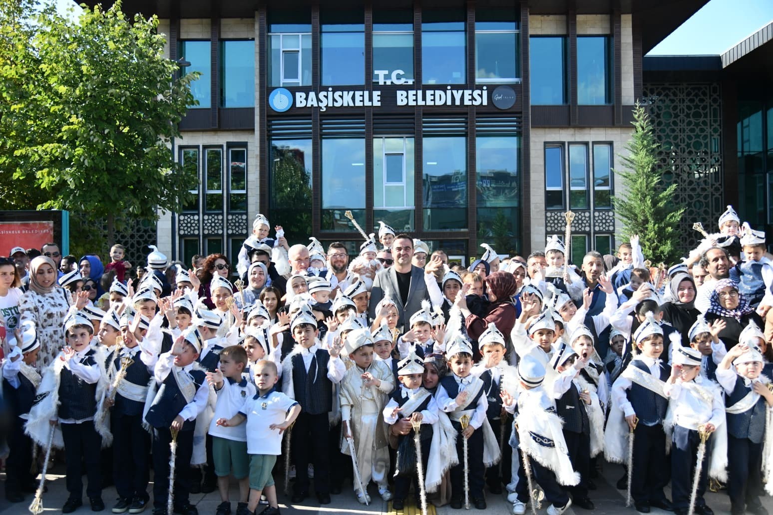 Başiskele’de toplu sünnet şöleni
