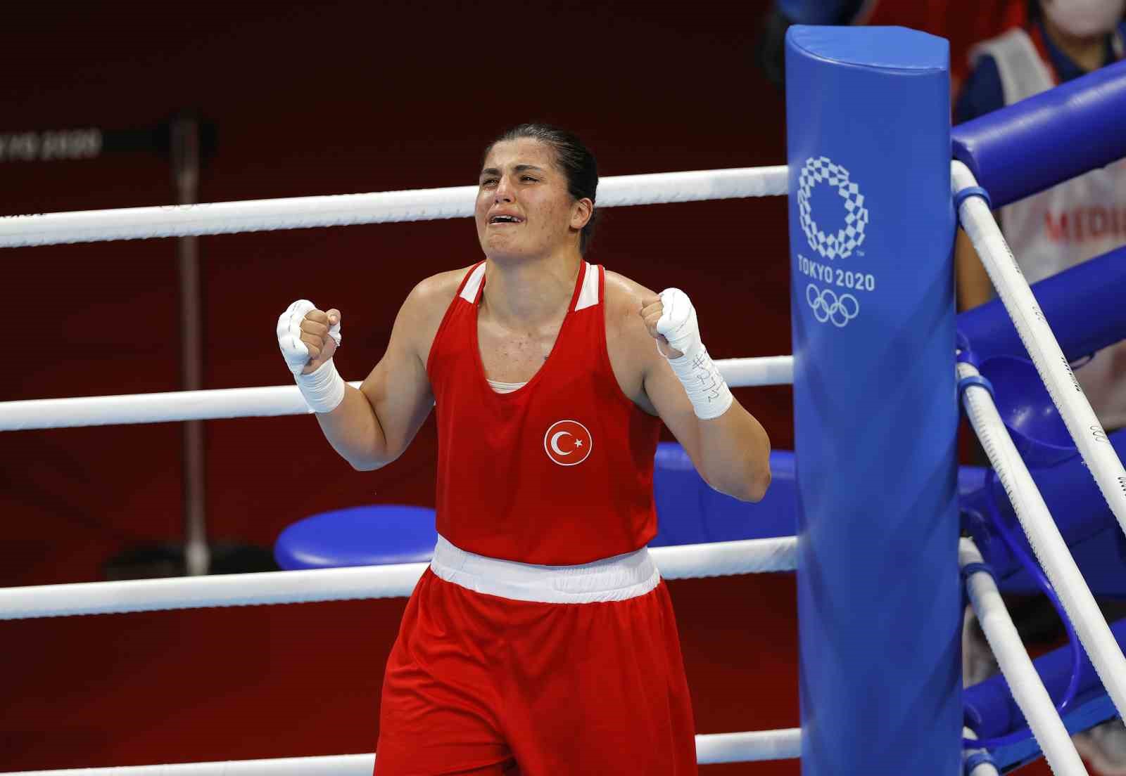 Busenaz Sürmeneli: "Pes etmeyen birini asla yenemezsiniz"
