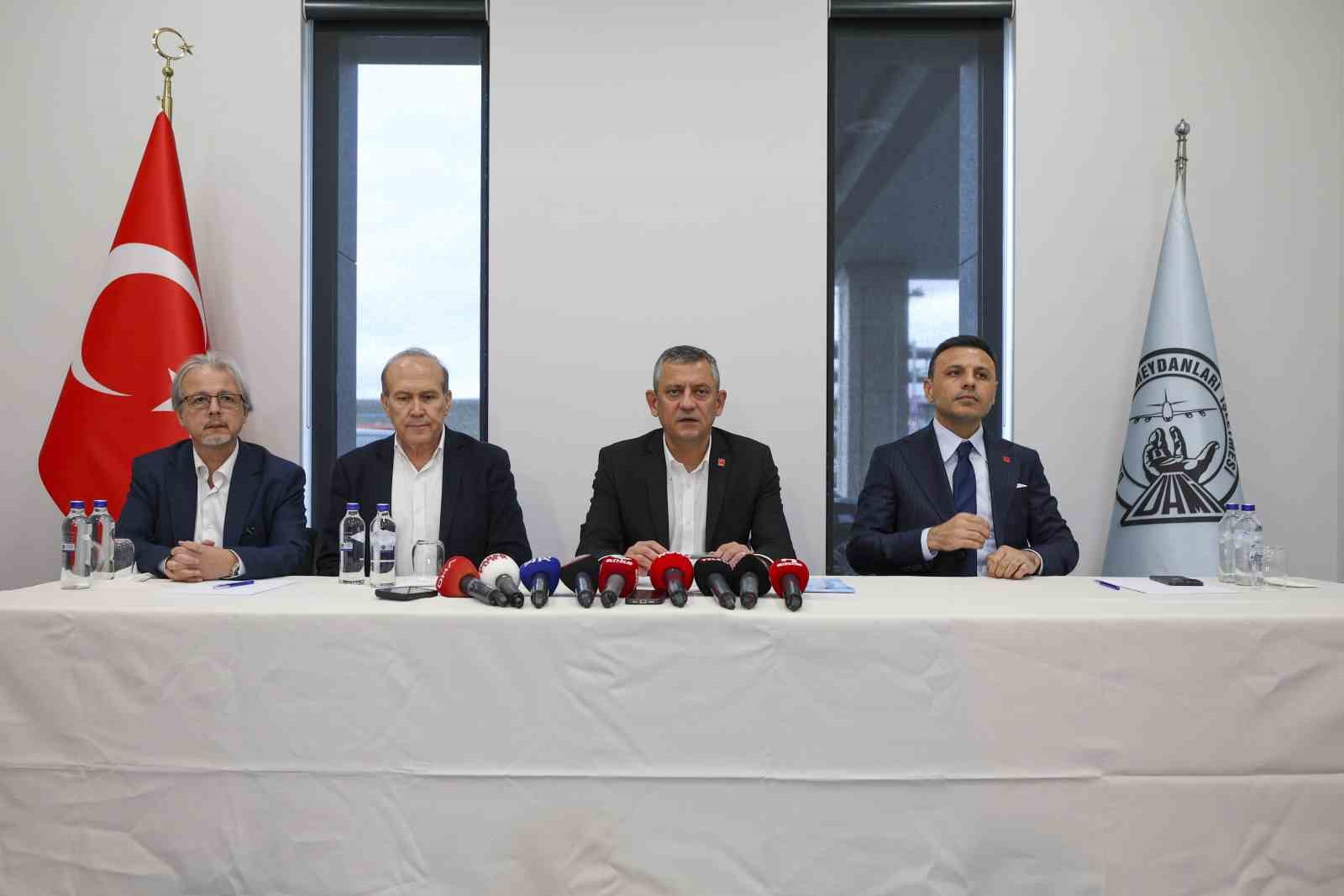 Özgür Özel: "Bundan sonraki süreçte Gazze yönetiminde Filistinlilerin söz sahibi olması lazım"
