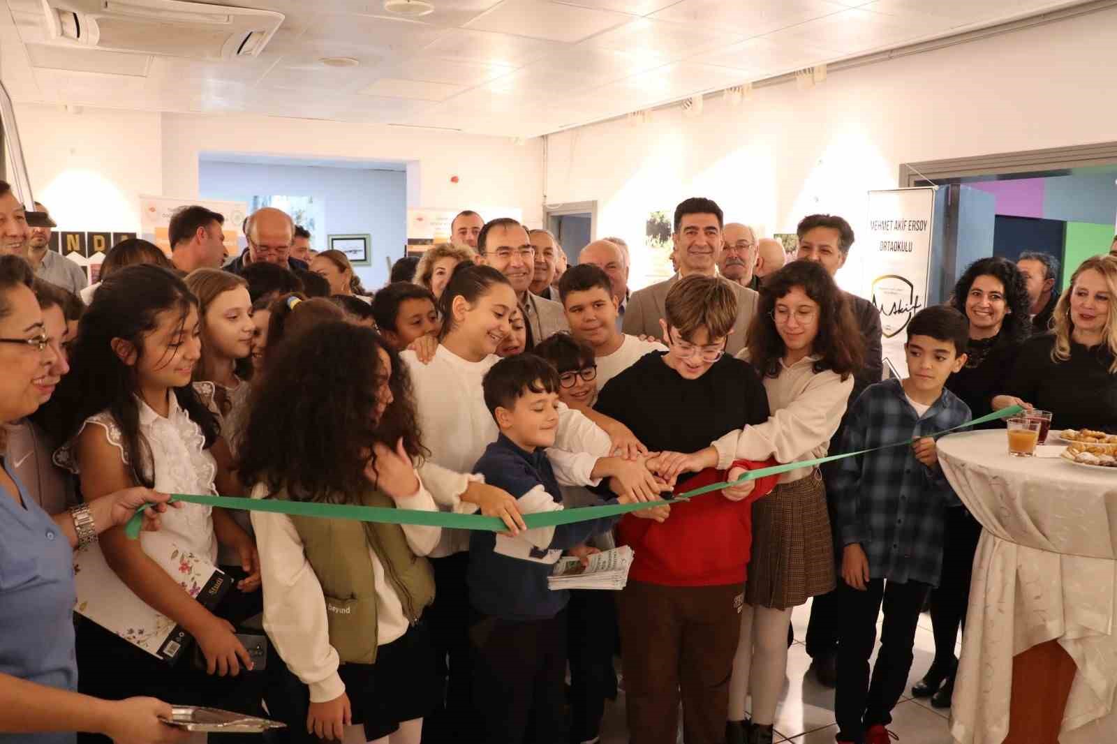 Yalova’da "Endemik Bitkiler" sergisi açıldı
