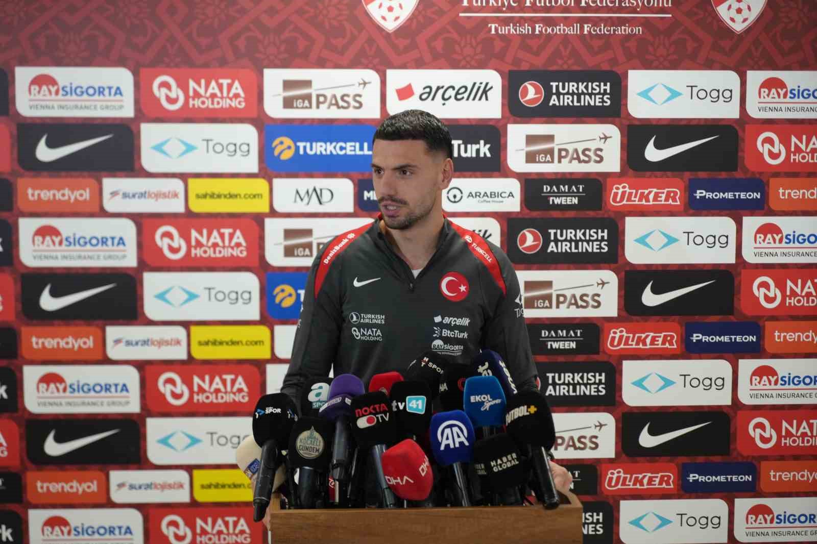 Merih Demiral: "4-1 plaka oldu, Kocaelililer için ayrı güzellikte oldu"