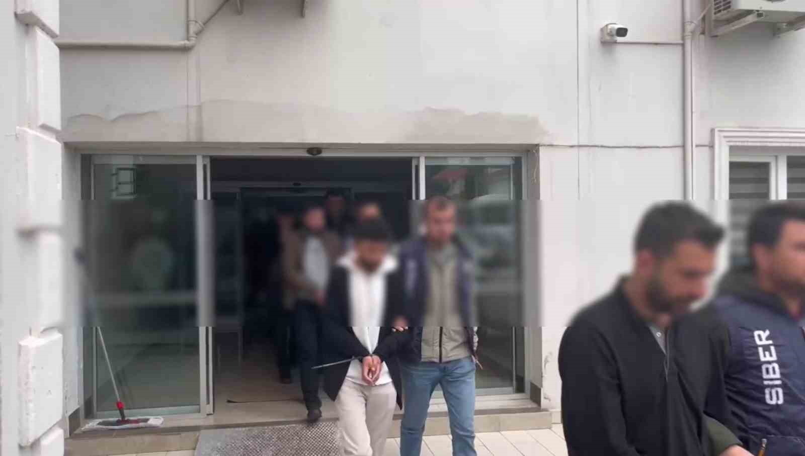 Sakarya merkezli 8 ilde sahte borsa dolandırıcılığı: 13 tutuklama
