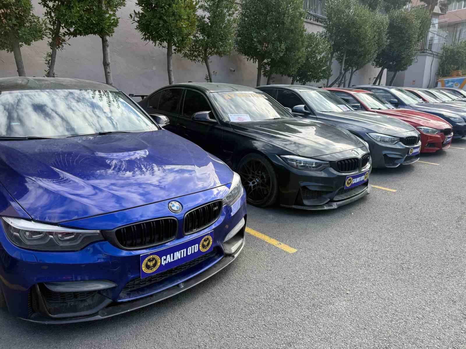 Lüks araçların şasi ve motor numaralarını değiştirip 300 milyon liralık vurgun yapan çete çökertildi

