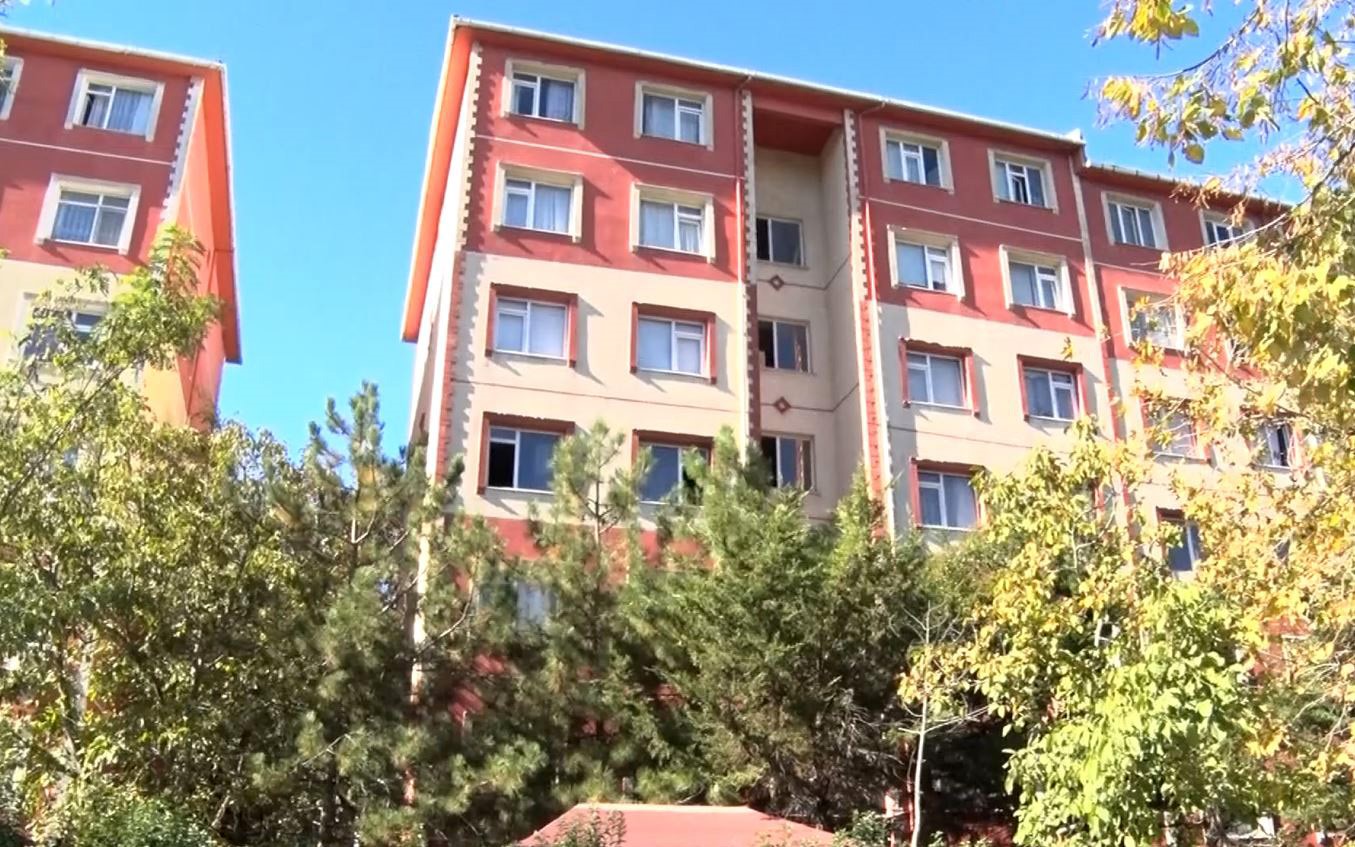 Evde çıkan yangında bedensel engelli hayatını kaybetti!