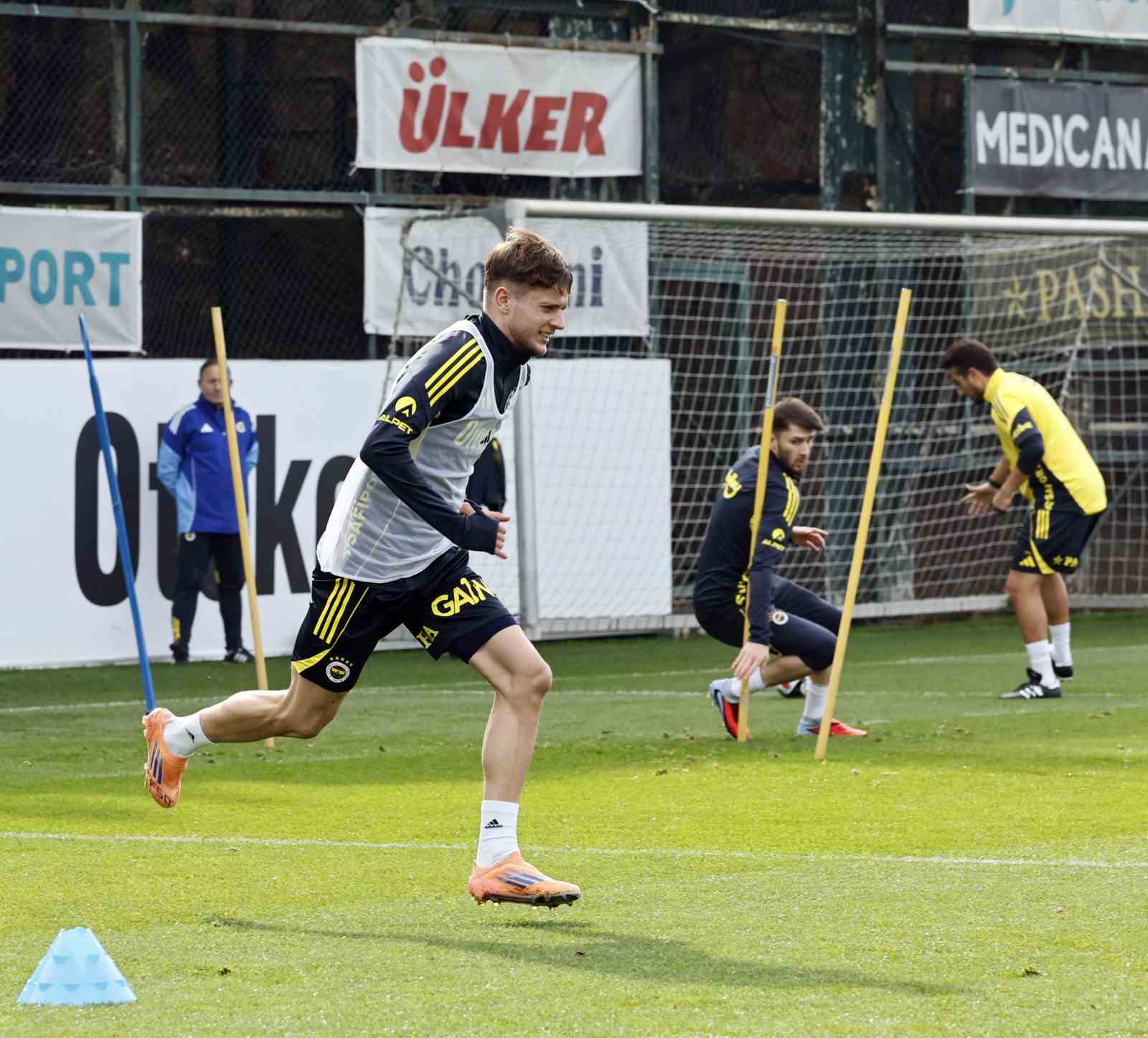 Fenerbahçe, Beşiktaş derbisi hazırlıklarına devam etti