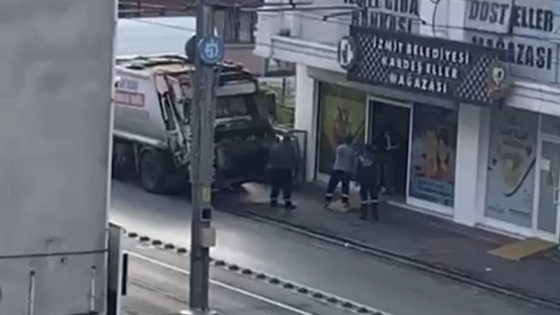 Kardeş Eller" mağazasından çıkan paketler çöpe gitti!