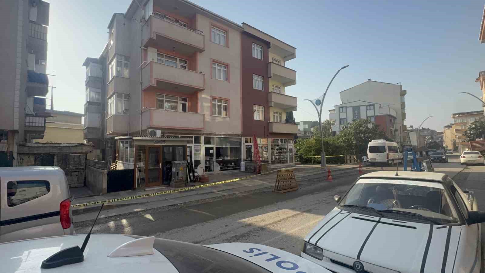 Gebze’den yeni ihbar: 3 binadan 42 kişi tahliye edildi