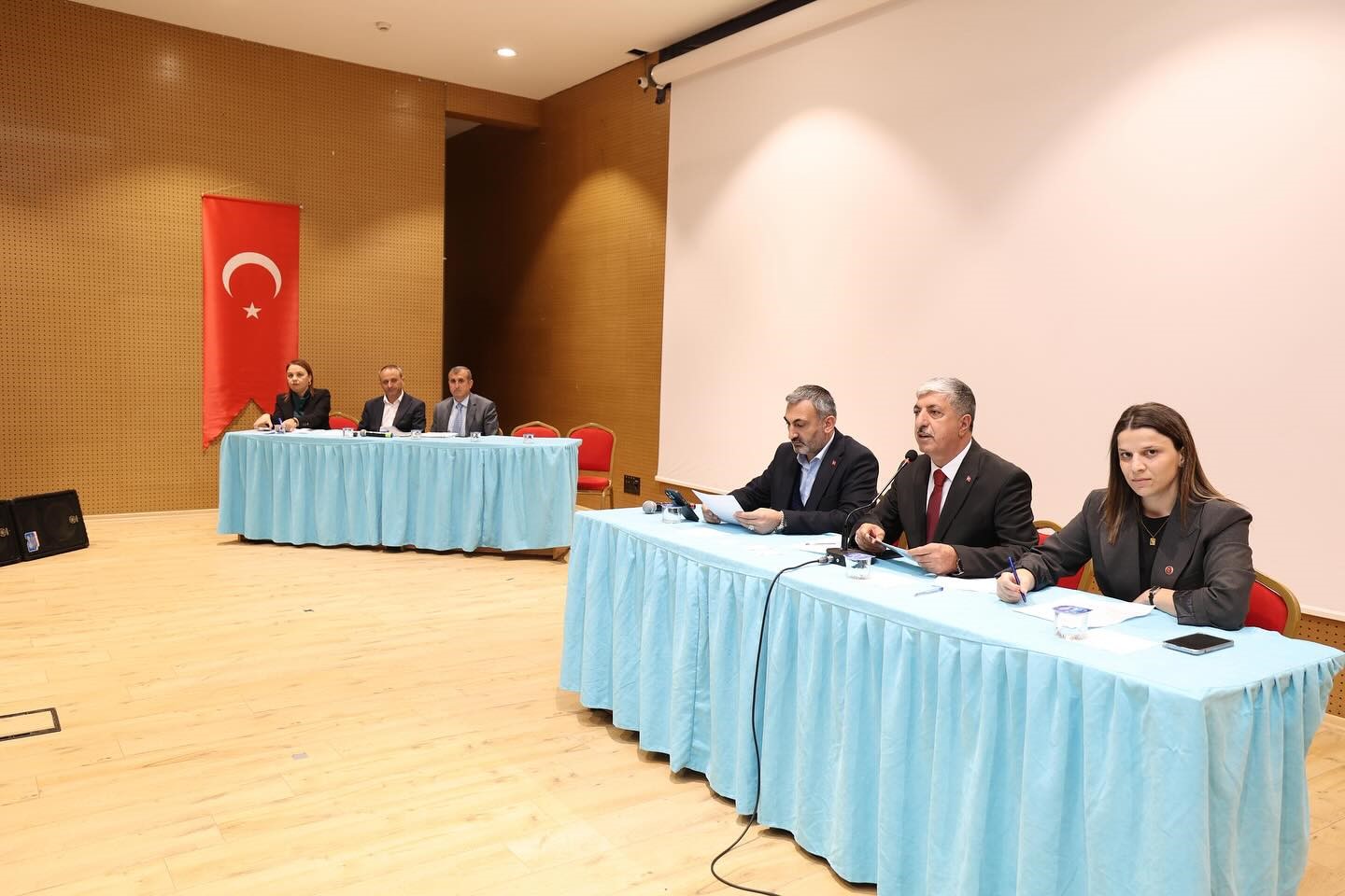 Dilovası’na 2 bin 4 TOKİ konutu inşa ediliyor