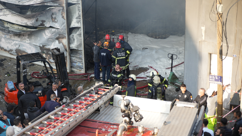 7 kişi açığa alındı