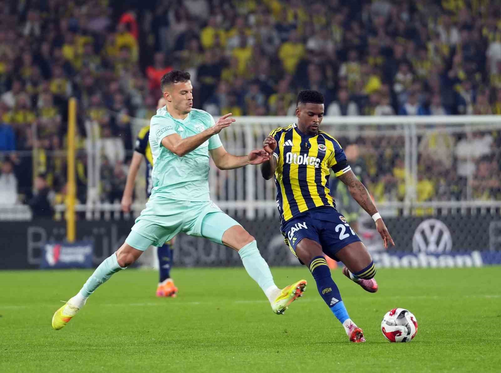 Fenerbahçe - Kayserispor arasındaki son 5 lig maçında 30 gol atıldı
