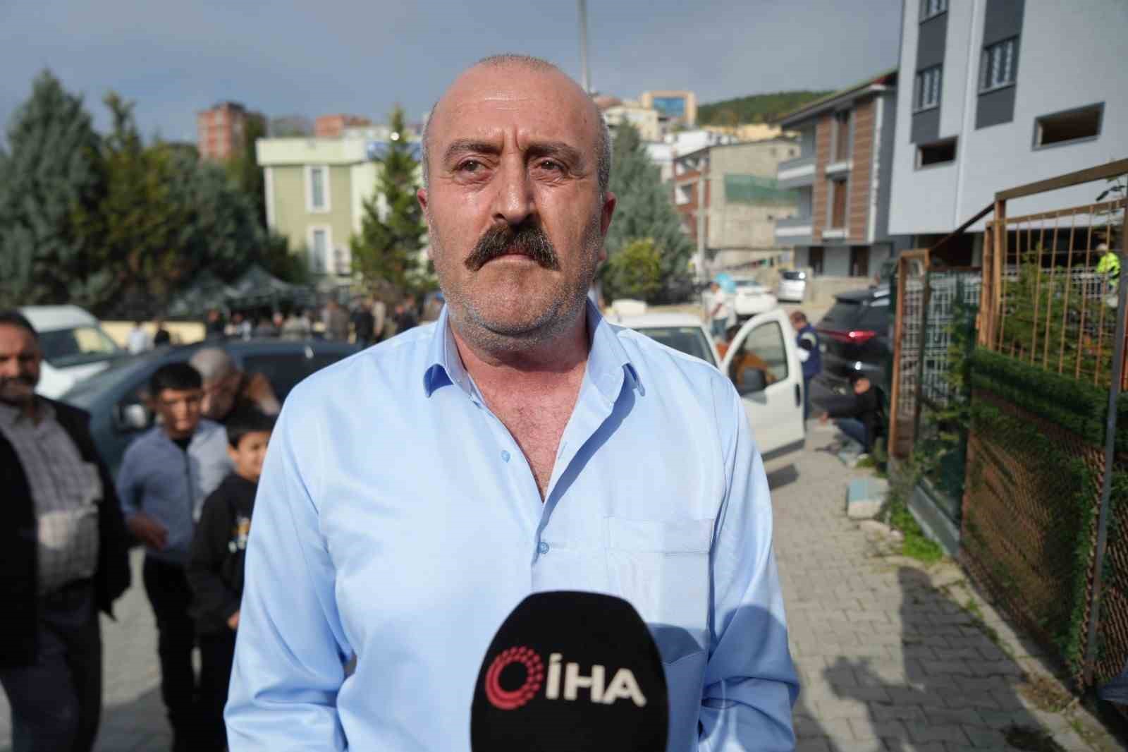 "Bu çocuklar patlama olurken birbirlerine sarılarak vefat etmişler"