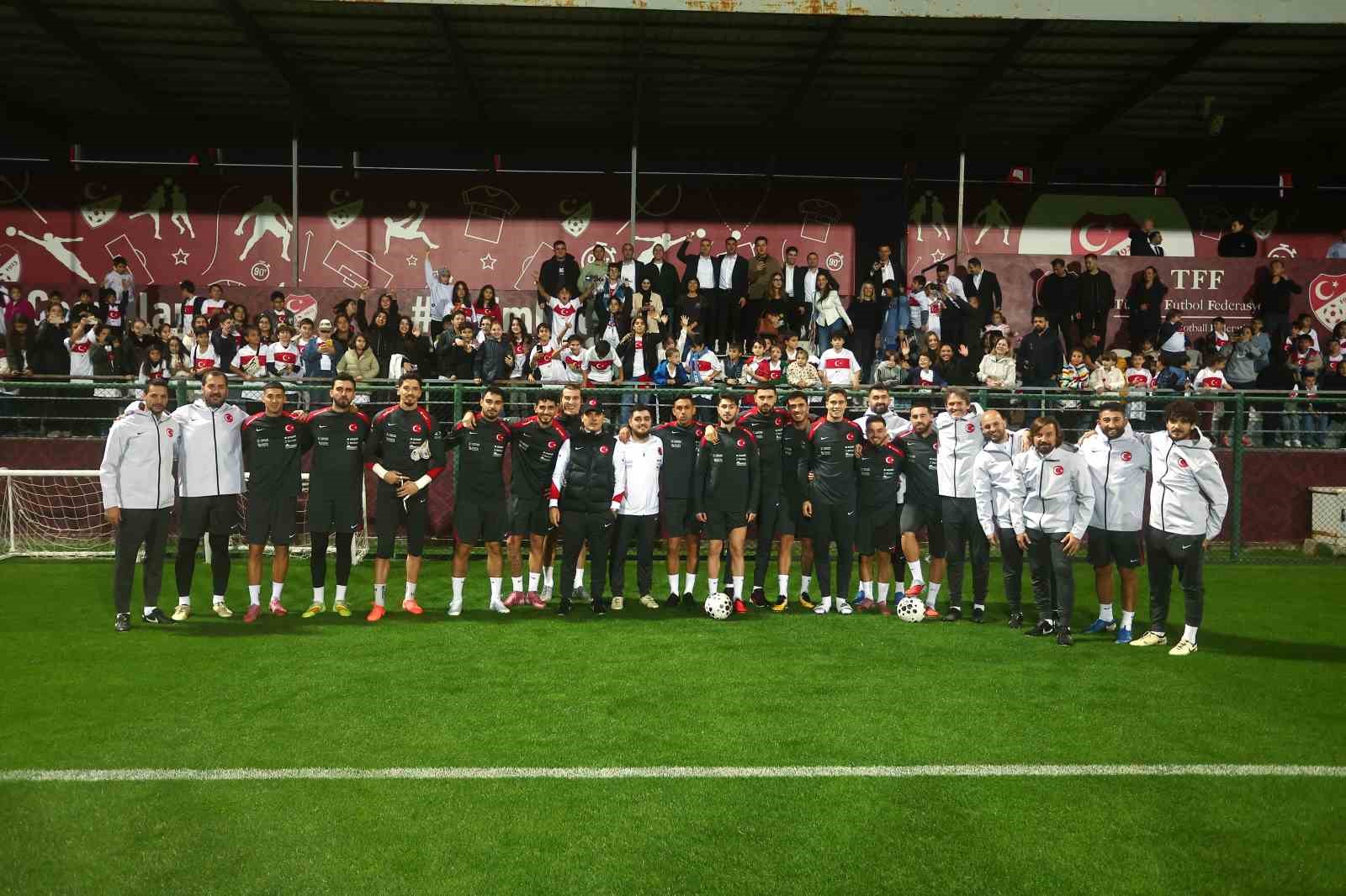 A Milli Takım, Bulgaristan ve İspanya maçlarının hazırlıklarına başladı