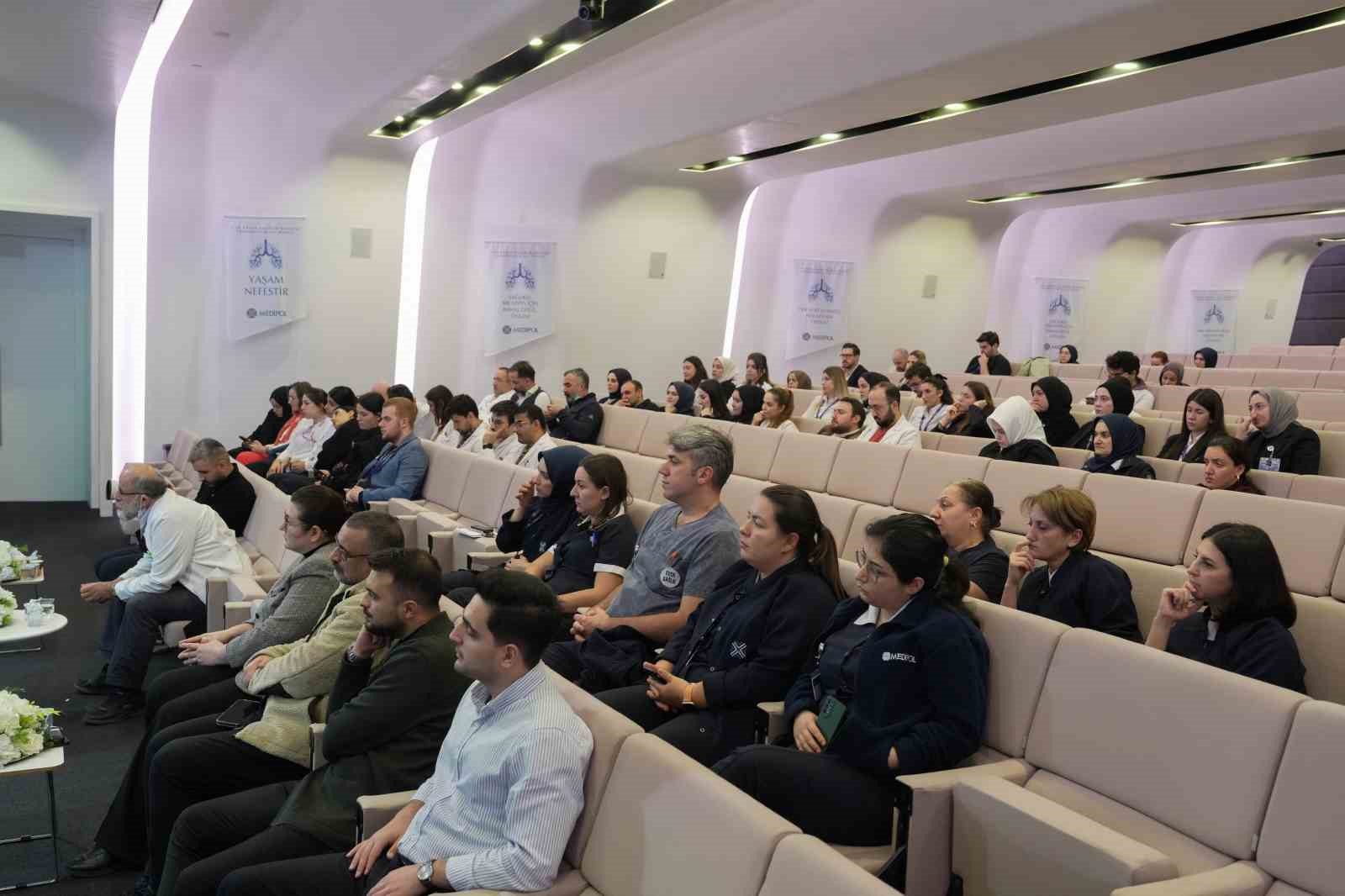 Akciğer kanserine karşı farkındalık paneli: "Önlemek bizim elimizde"
