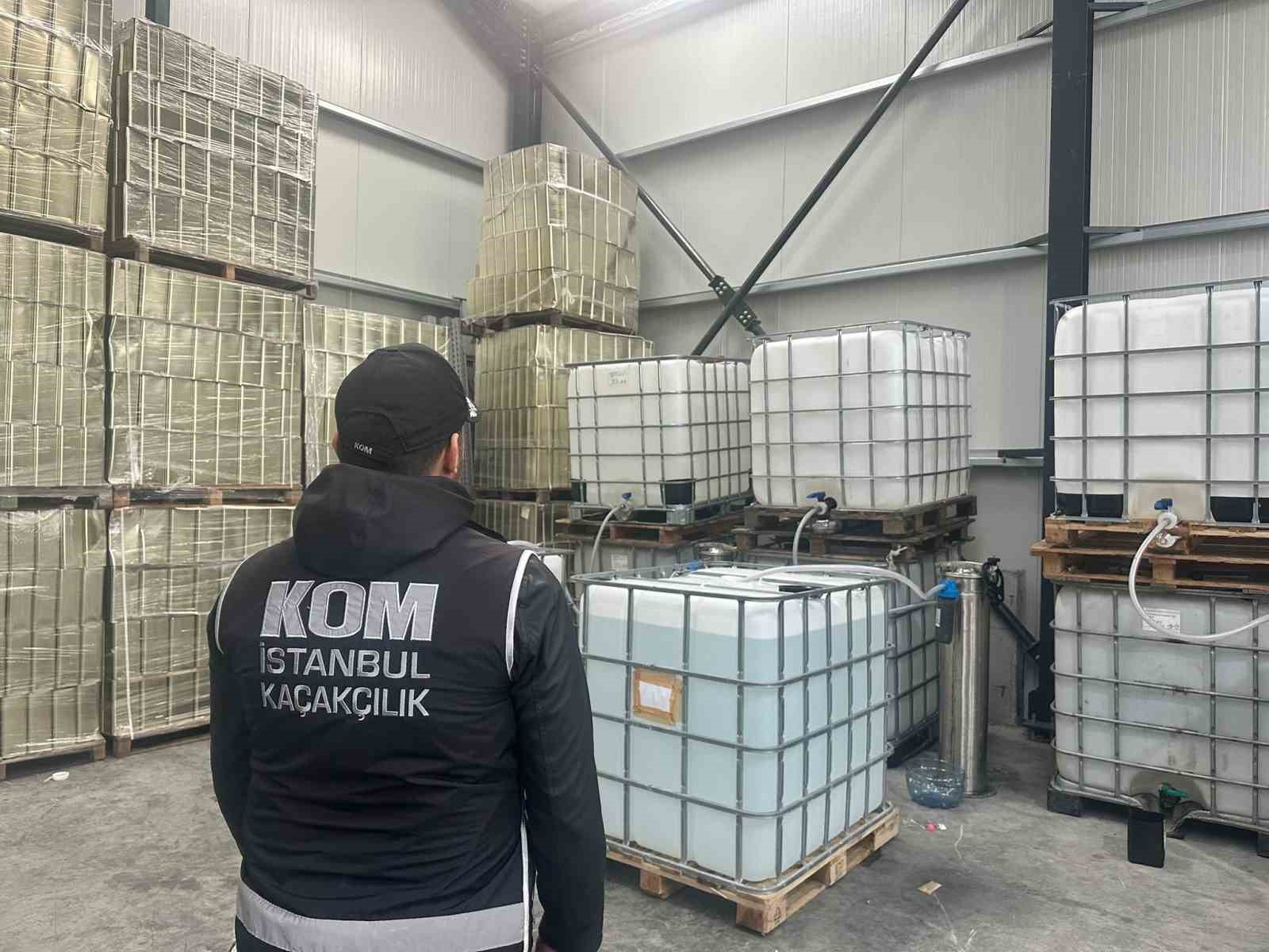 Çatalca’da depoya kaçak etil alkol baskını: 9 gözaltı
