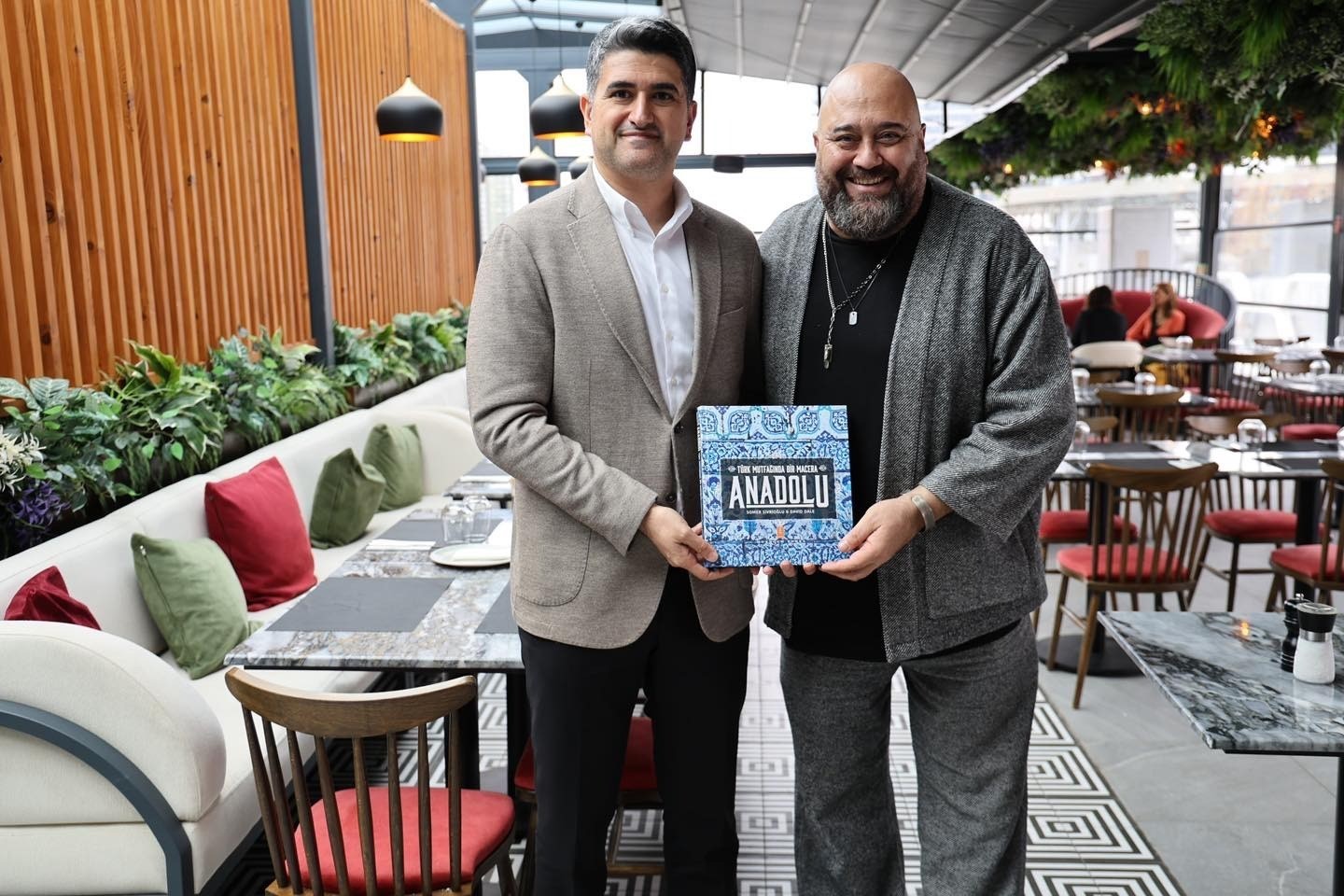 Atateras, ünlü şef Somer Sivrioğlu’nu Ataşehir’de ağırladı