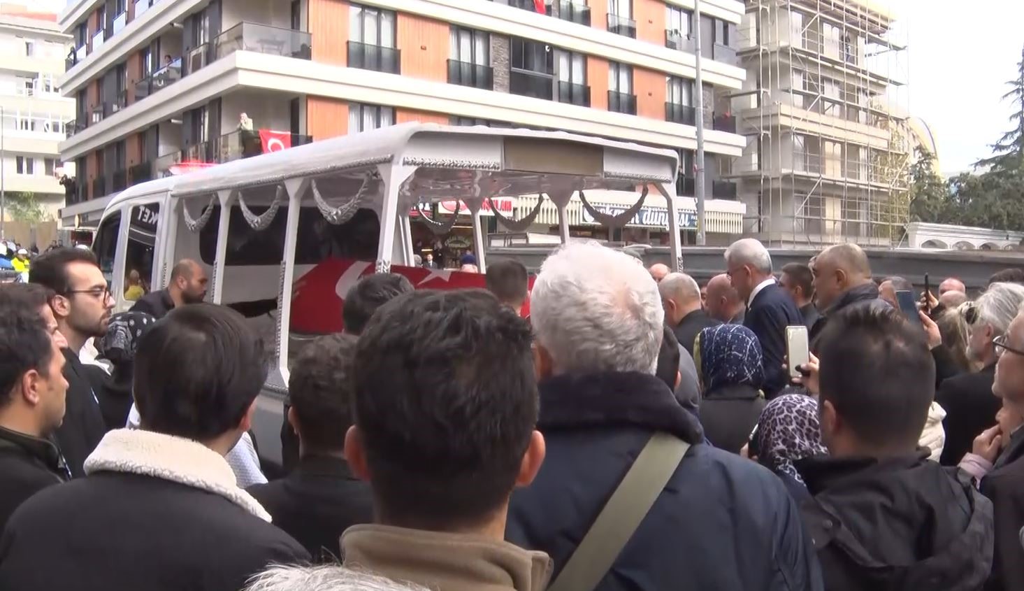 Pilot Hasan Bahar’ın baba evinden helallik alındı

