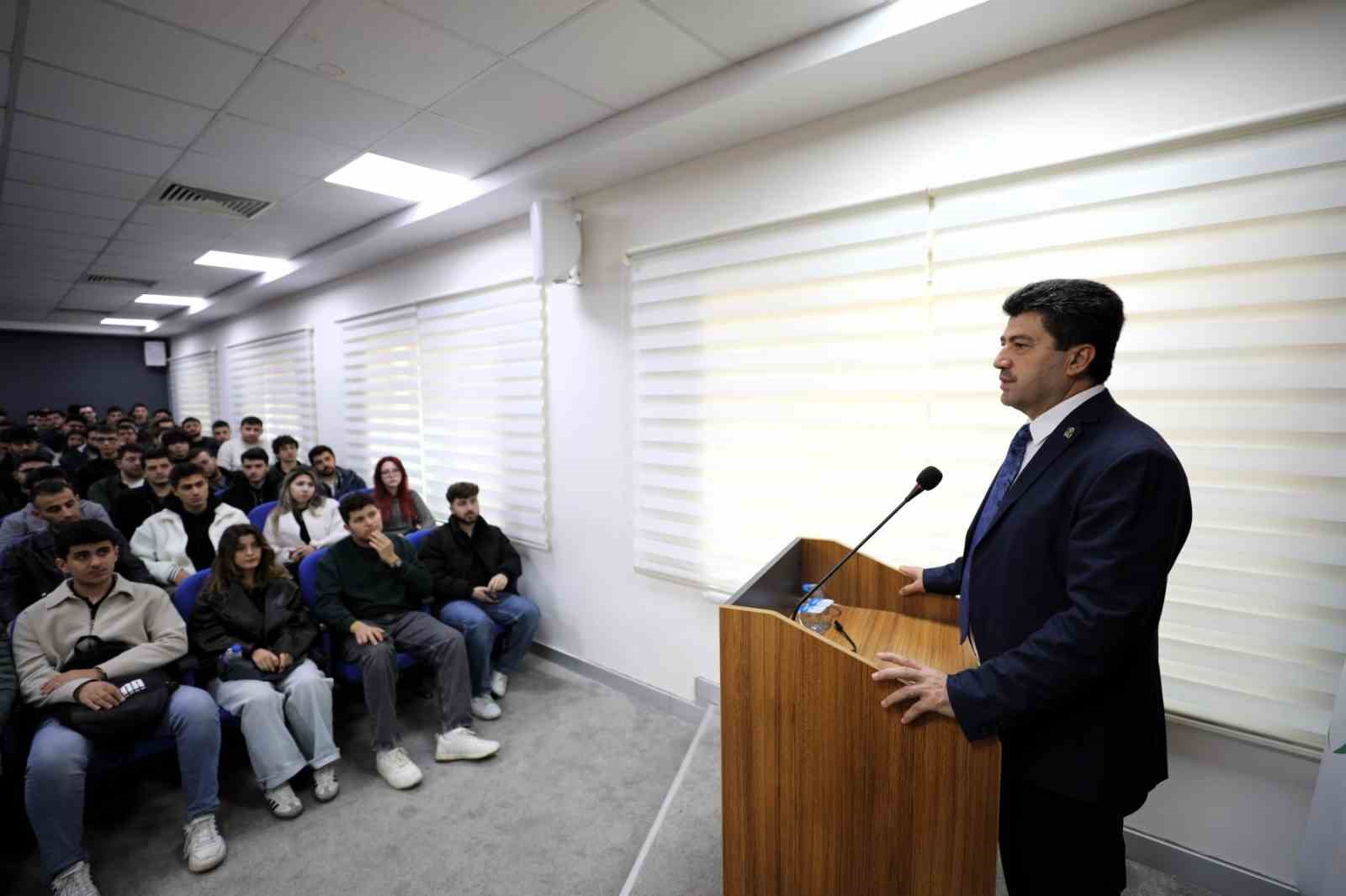 SUBÜ’de 604 öğrenci İŞKUR programıyla işbaşı yaptı
