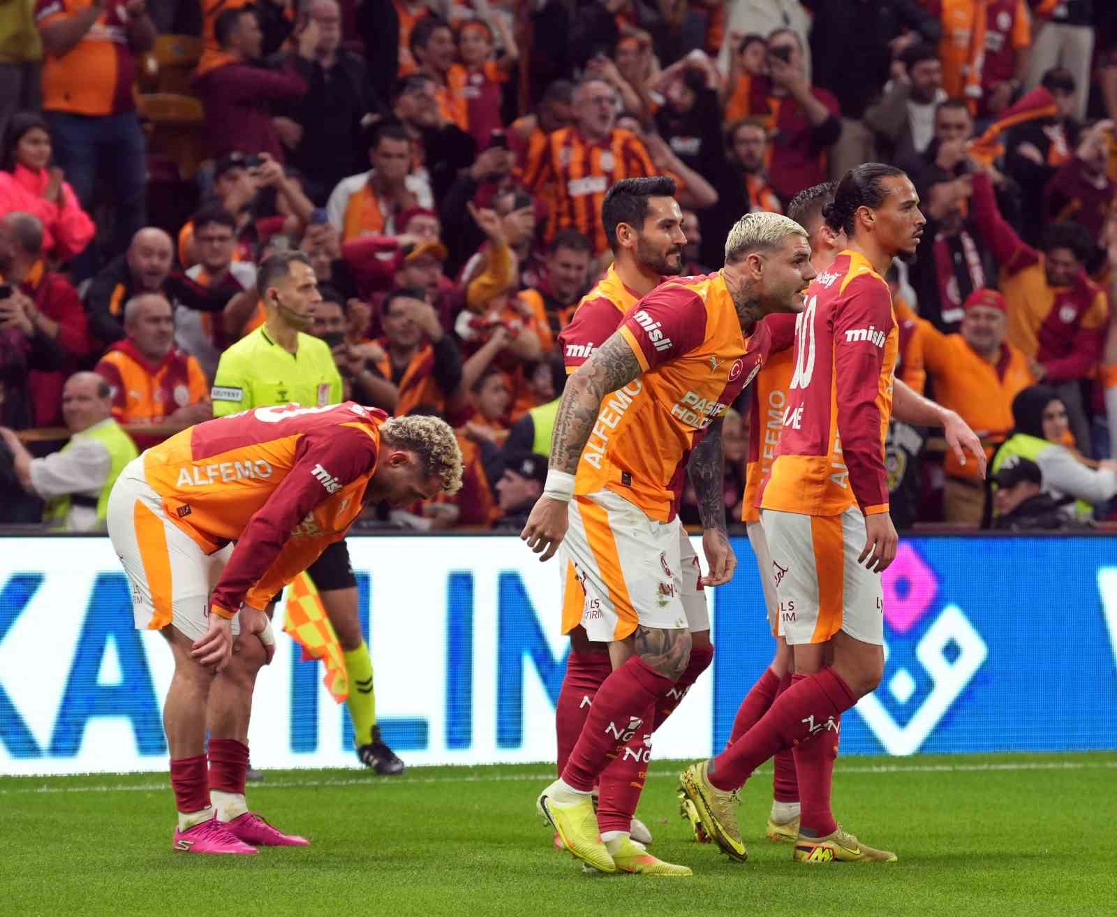 Galatasaray evindeki yenilmezliğini sürdürdü
