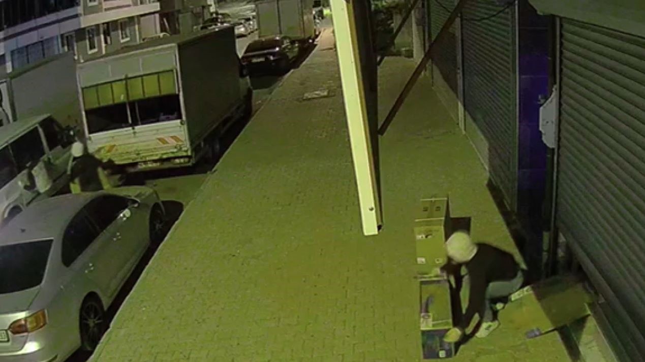 Başakşehir’de klima hırsızları yakalandı