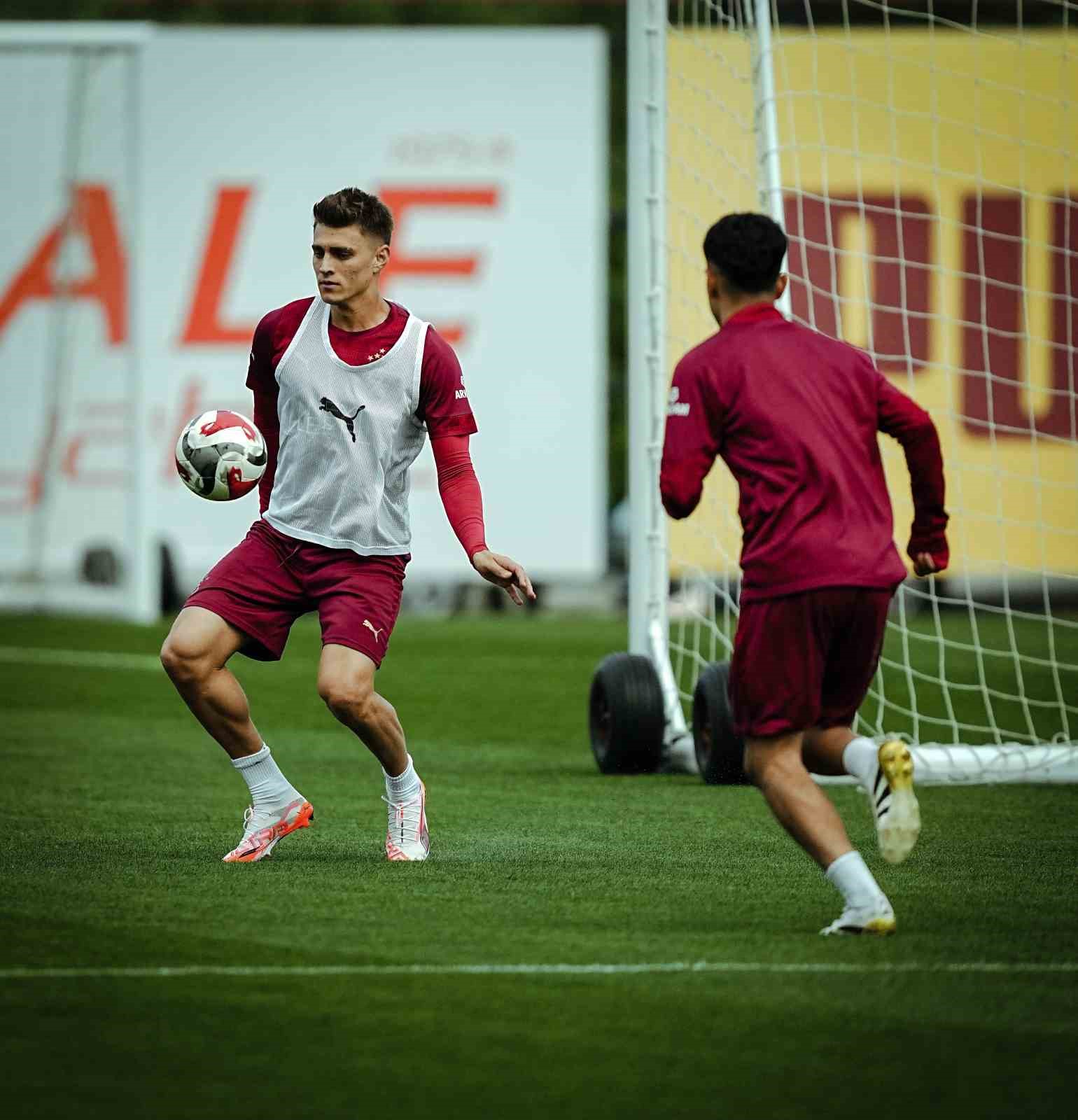 Galatasaray, Fenerbahçe derbisi hazırlıklarına başladı