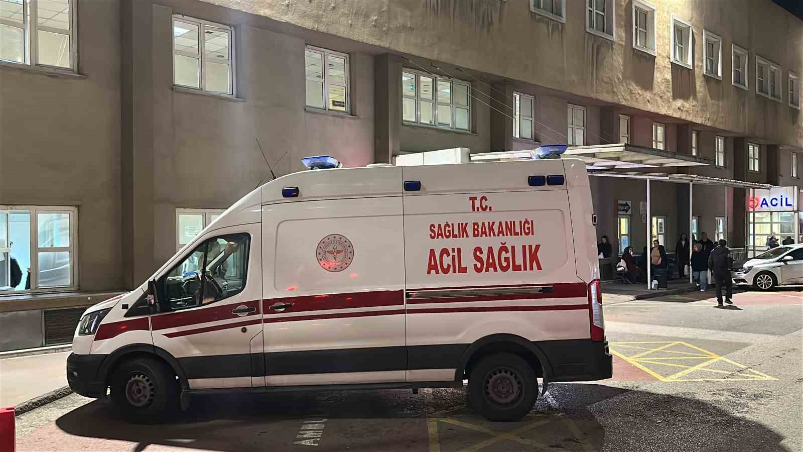 Ümraniye’de yedikleri lokum sonrası 40 öğrenci hastanelik oldu
