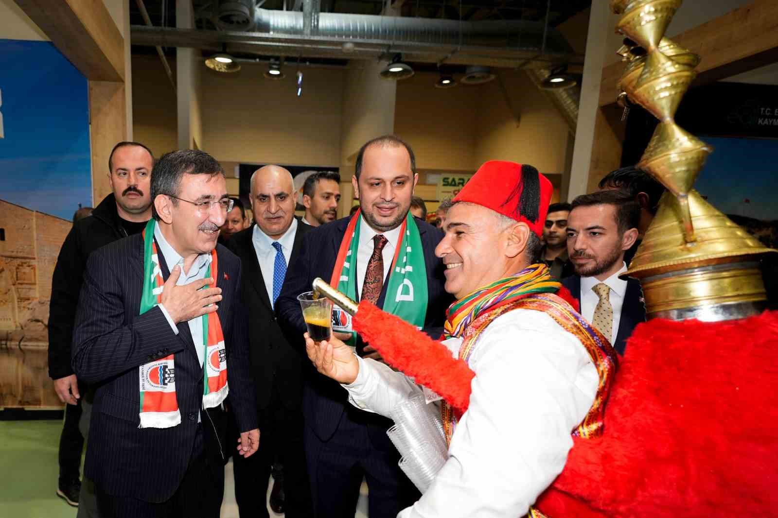 Cumhurbaşkanı Yardımcısı Yılmaz: "Diyarbakır bir medeniyetler şehri"
