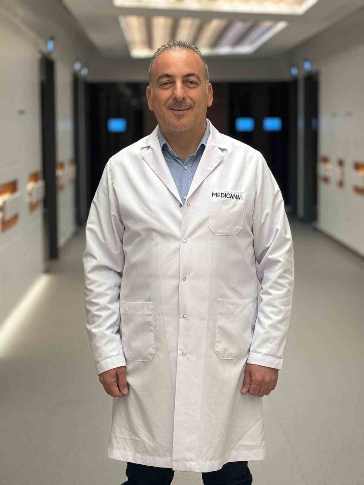 D vitamini eksikliği saç dökülmesine neden oluyor
