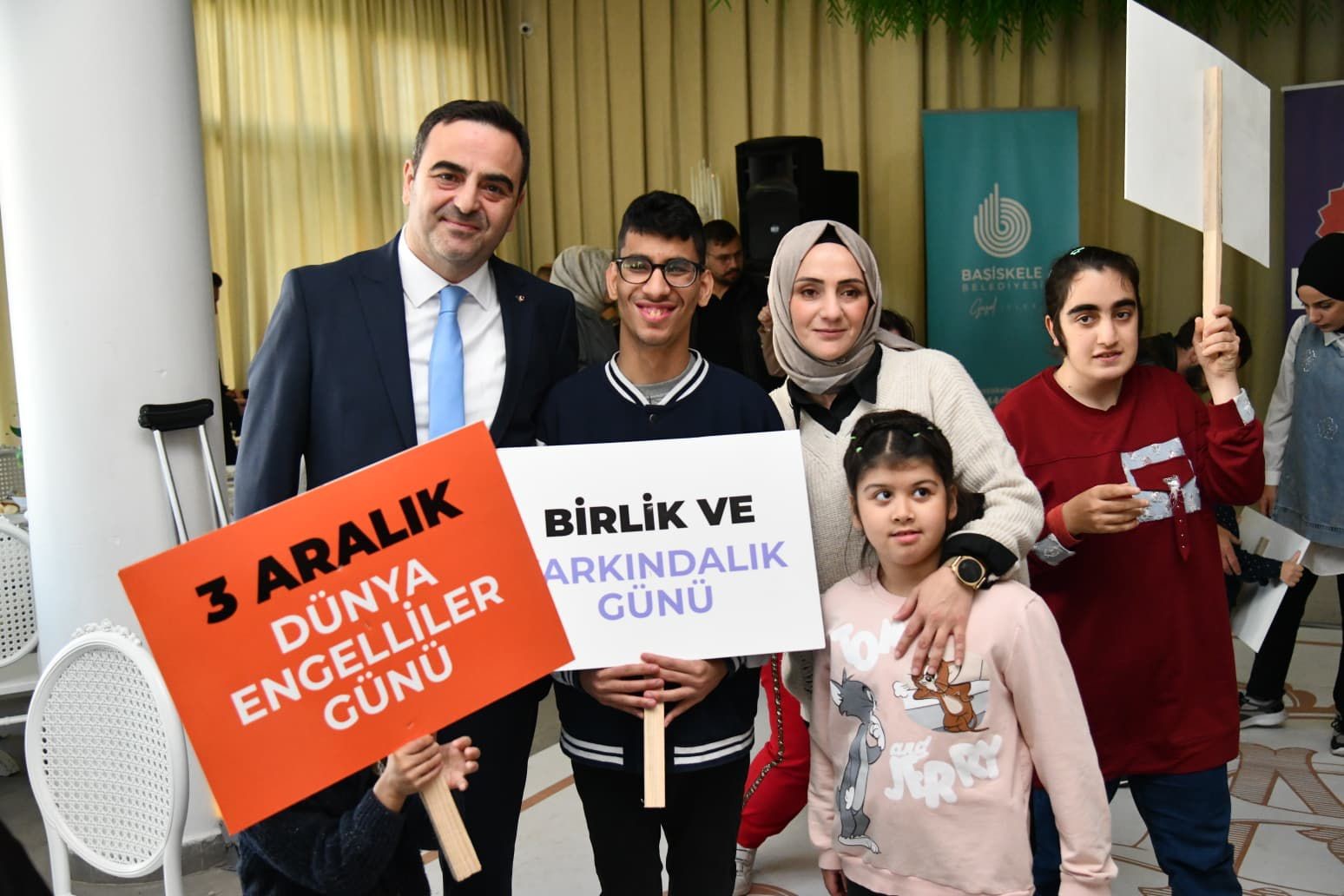 Başiskele’de özel bireylere "Engelsiz Taksi" ve okul müjdesi
