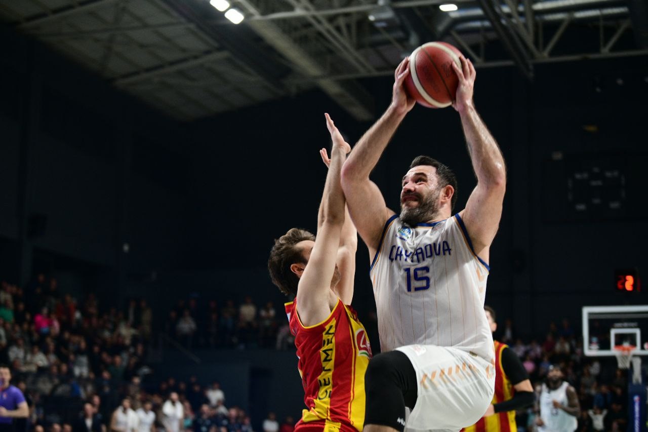Çayırova Belediyesi, Göztepe’yi 87-78 mağlup etti