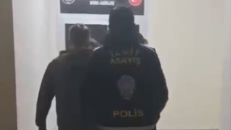 Duvarlara yasa dışı bahis reklamı yazan 2 şüpheli yakalandı