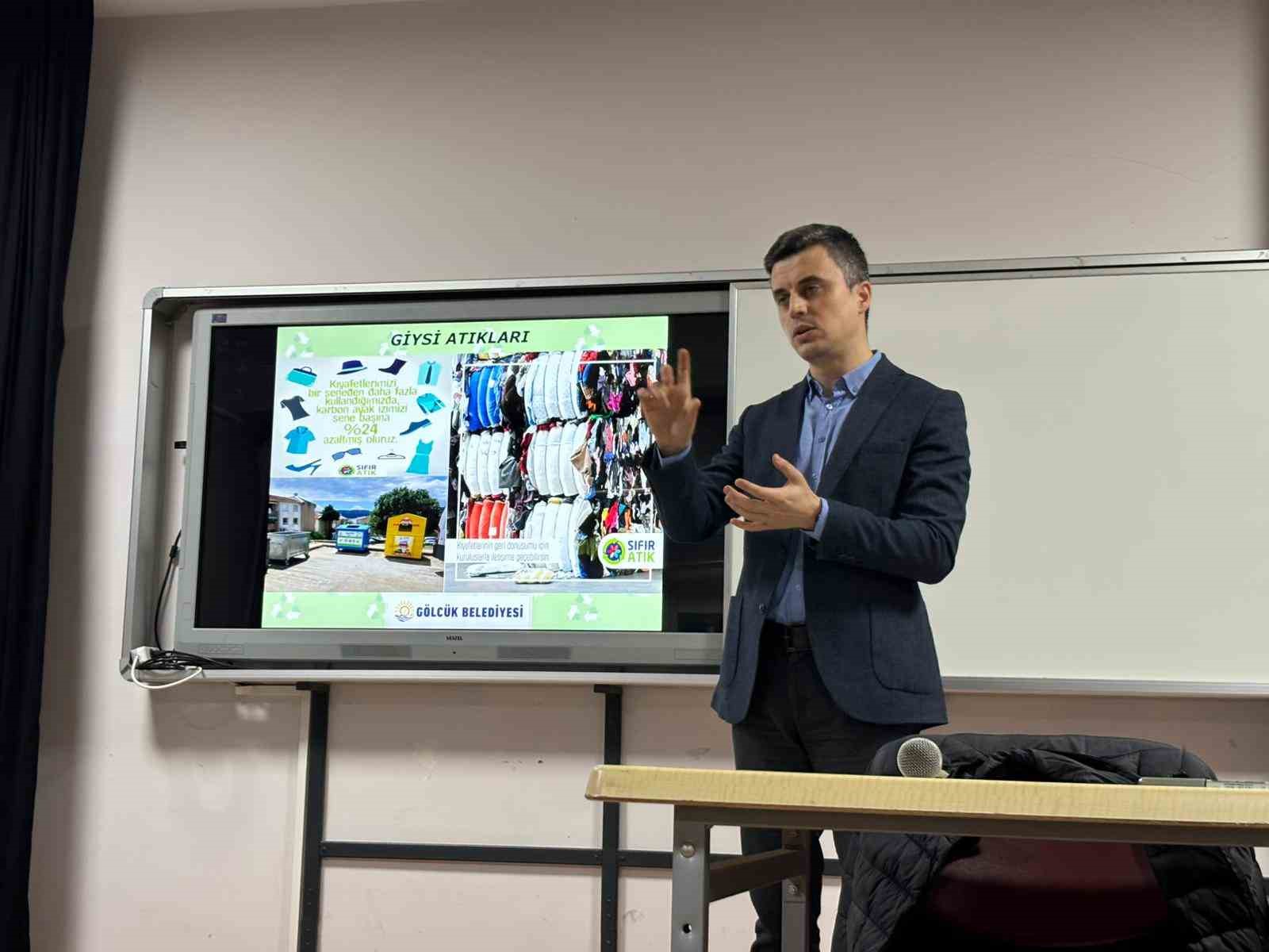 Gölcük’te lise öğrencilerine "sıfır atık" eğitimi