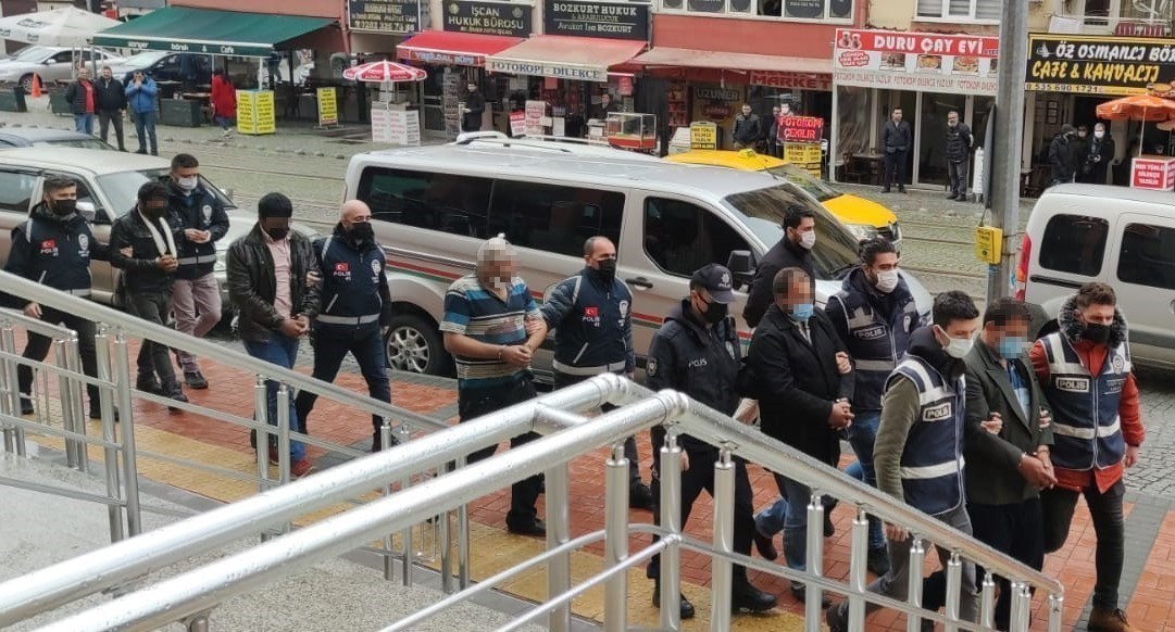 Evler kundaklanmış, cinayet işlenmişti: Dava yeniden görüldü