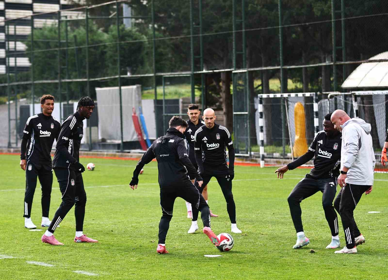 Beşiktaş, Trabzonspor maçı hazırlıklarını tamamladı
