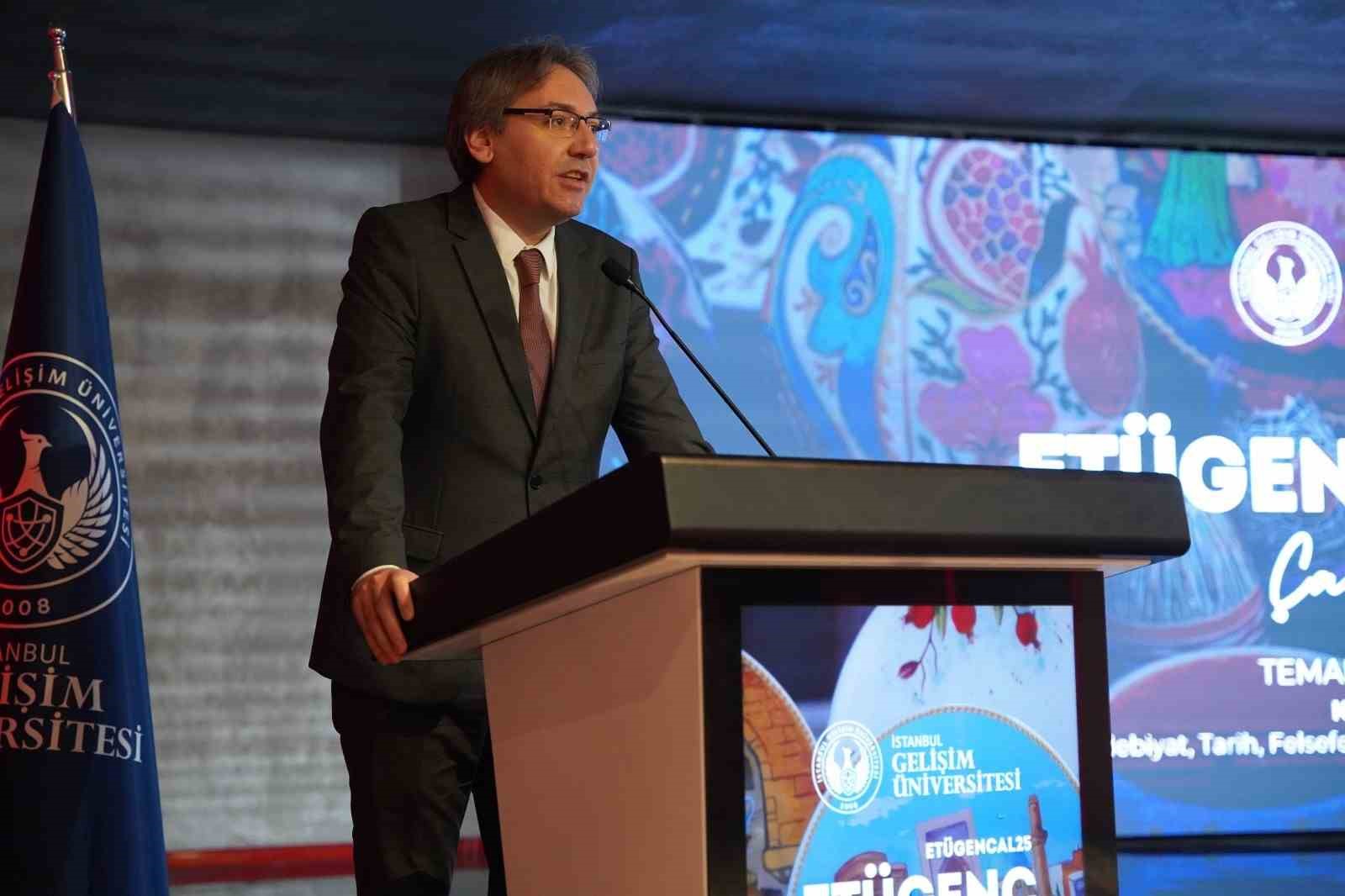 İGÜ, ETÜGENÇ Kültür Çalıştayı’na ev sahipliği yaptı