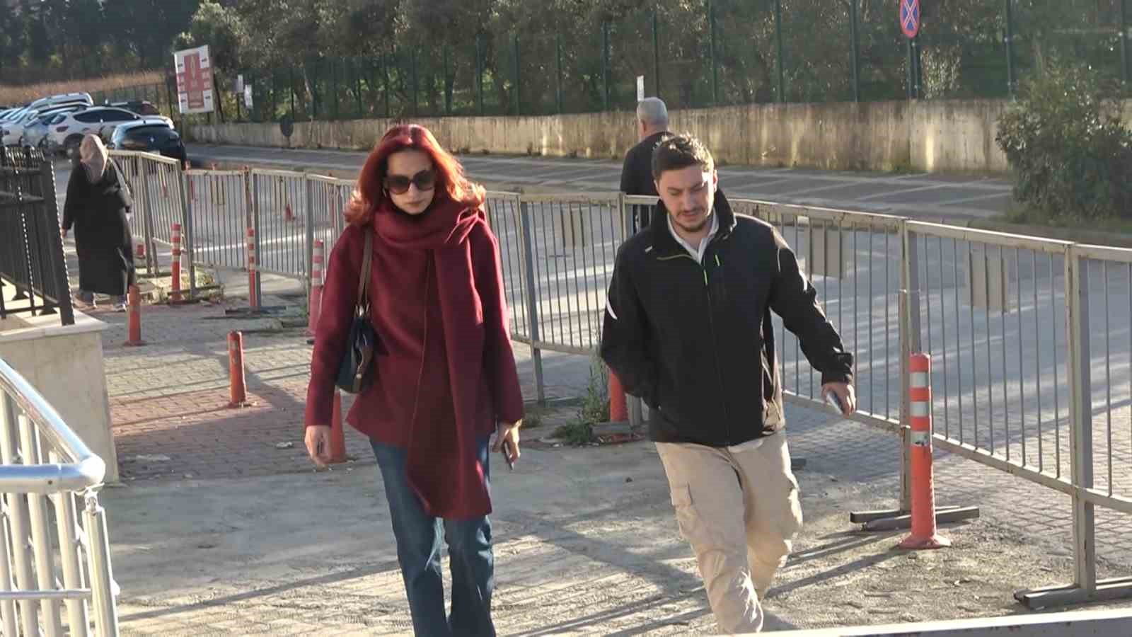 Güllü’nün oğlu savcıya müşteki olarak ifade verdi: "Atacağım camdan, atlayacak mısın camdan kelimelerini ablam Tuğyan söylüyor"
