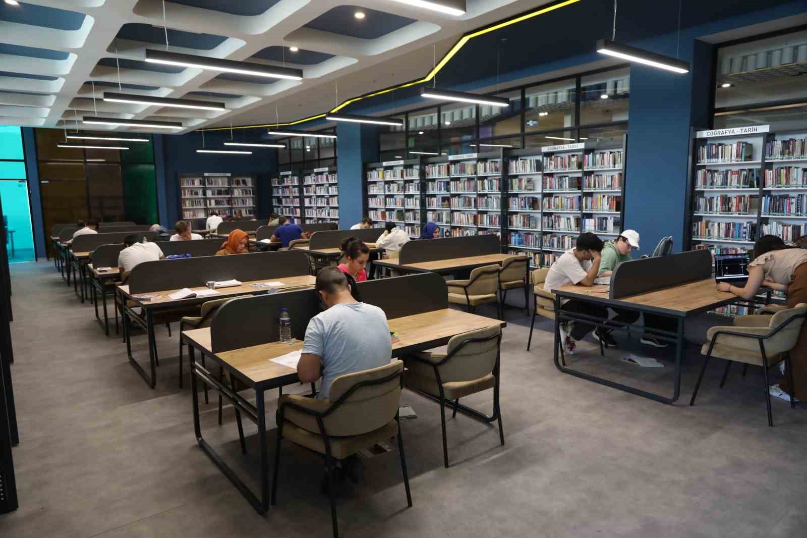 Çayırova’daki kütüphanelere 2025 yılında 91 bin ziyaretçi

