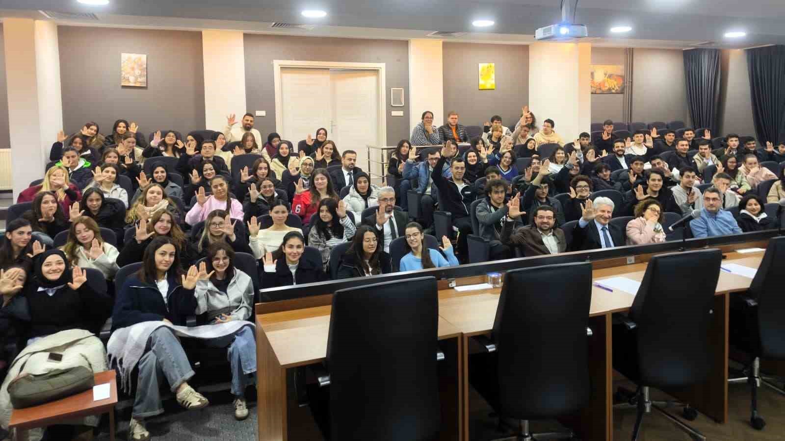 Öğrencilere sorumluluk ve toplumsal duyarlılık eğitimi verildi
