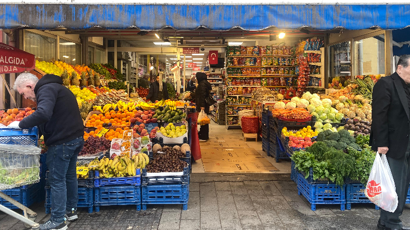 Sebze ve meyve fiyatları yeni yılda da cep yakacak