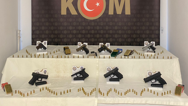 Organize suç örgütlerine şok operasyonu: 15 gözaltı