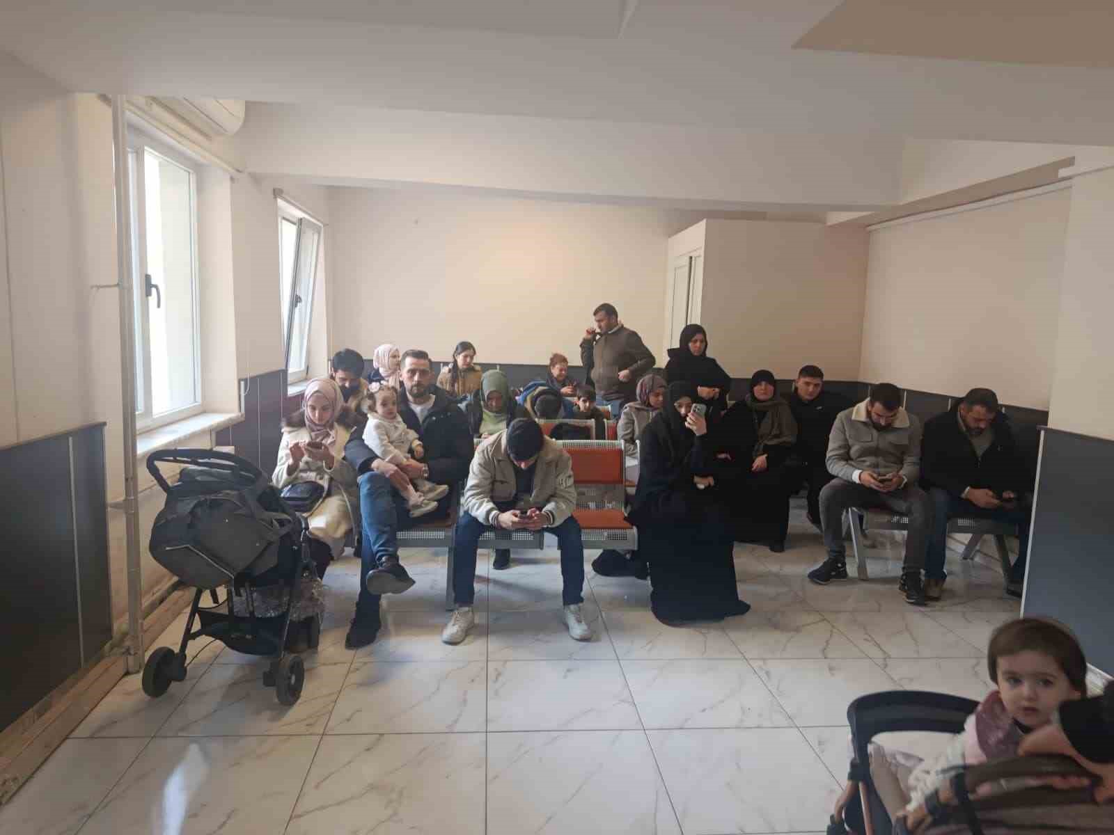 Yeni yıla günler nüfus müdürlüklerinde yoğunluk yaşanıyor
