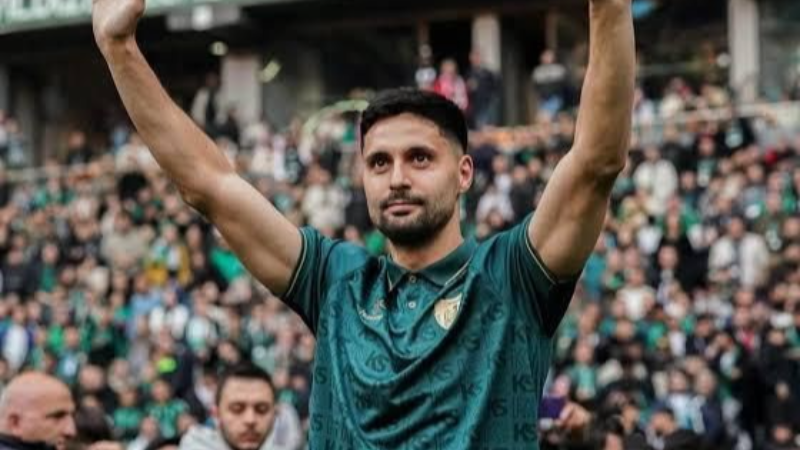 Kocaelispor, Tarkan Serbest ile yollarını resmen ayırdı