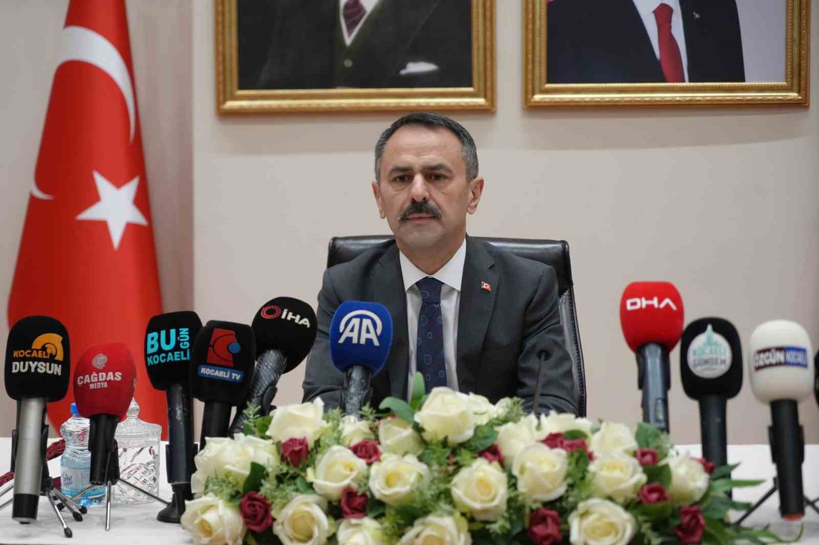 Depreme dayanıksız hastanenin 3 bloğu için tahliye ve yıkım kararı