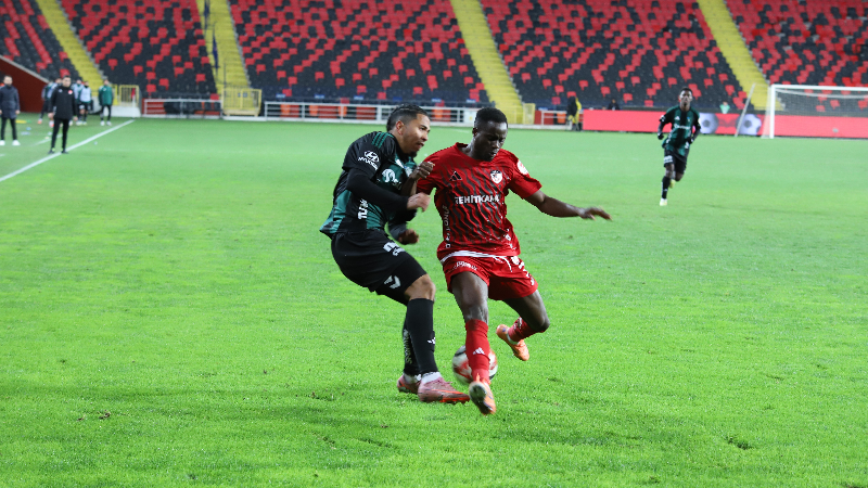 Kocaelispor Gaziantep'ten 1-0 mağlup ayrıldı