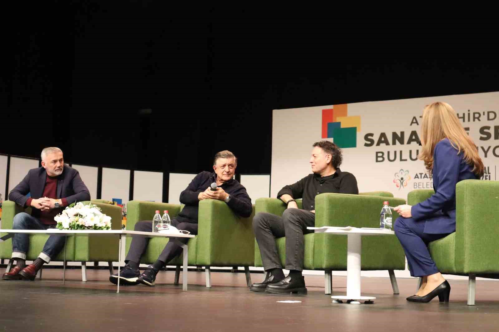 Ataşehir’de sanat ve spor alanında ünlü isimleri buluşturan panel
