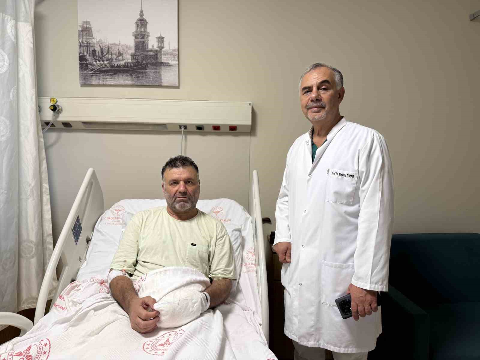 Sıcak torbası patladı, vücudunun yüzde 30'u yandı!