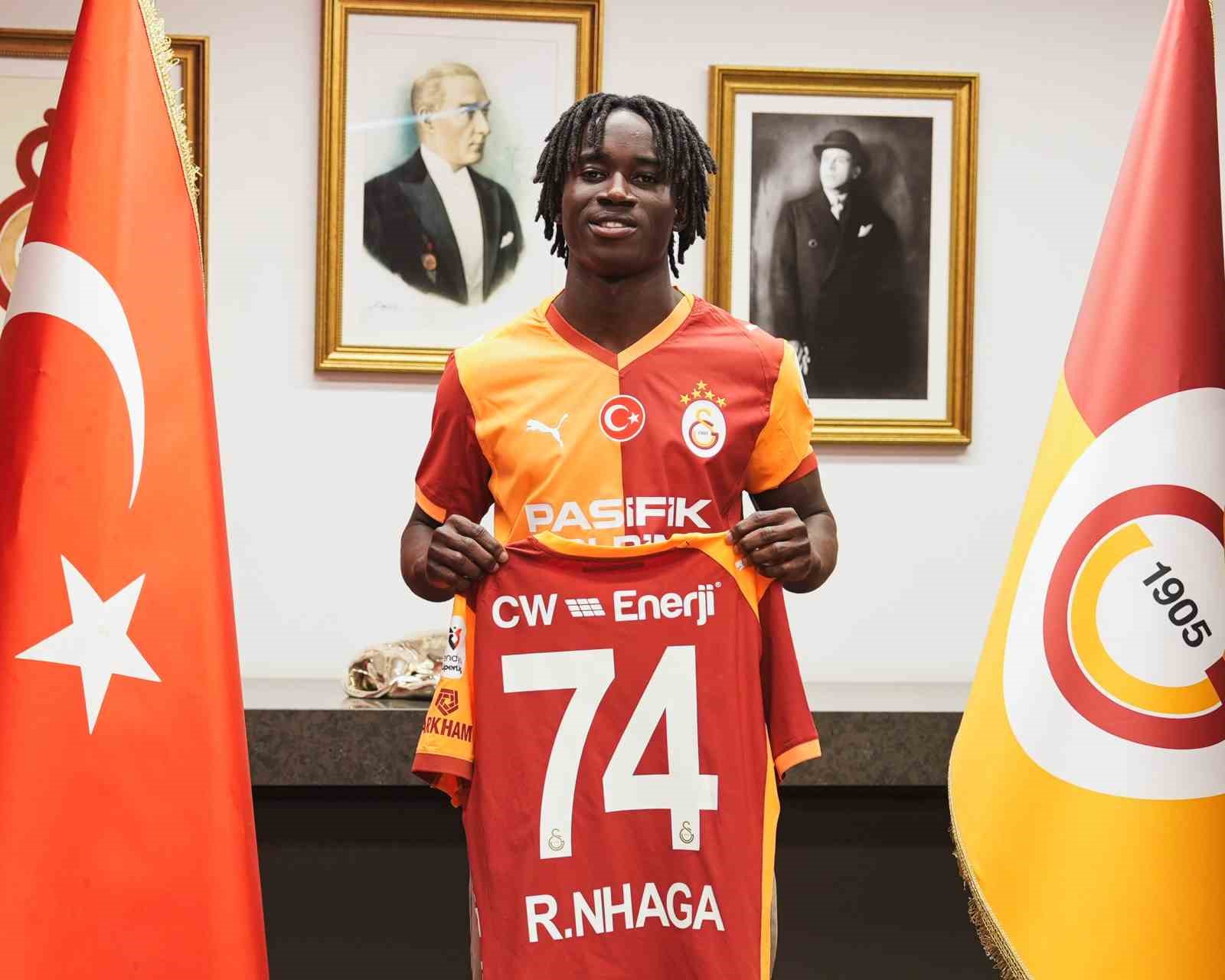 Galatasaray, Renato Nhaga ile sözleşme imzaladı
