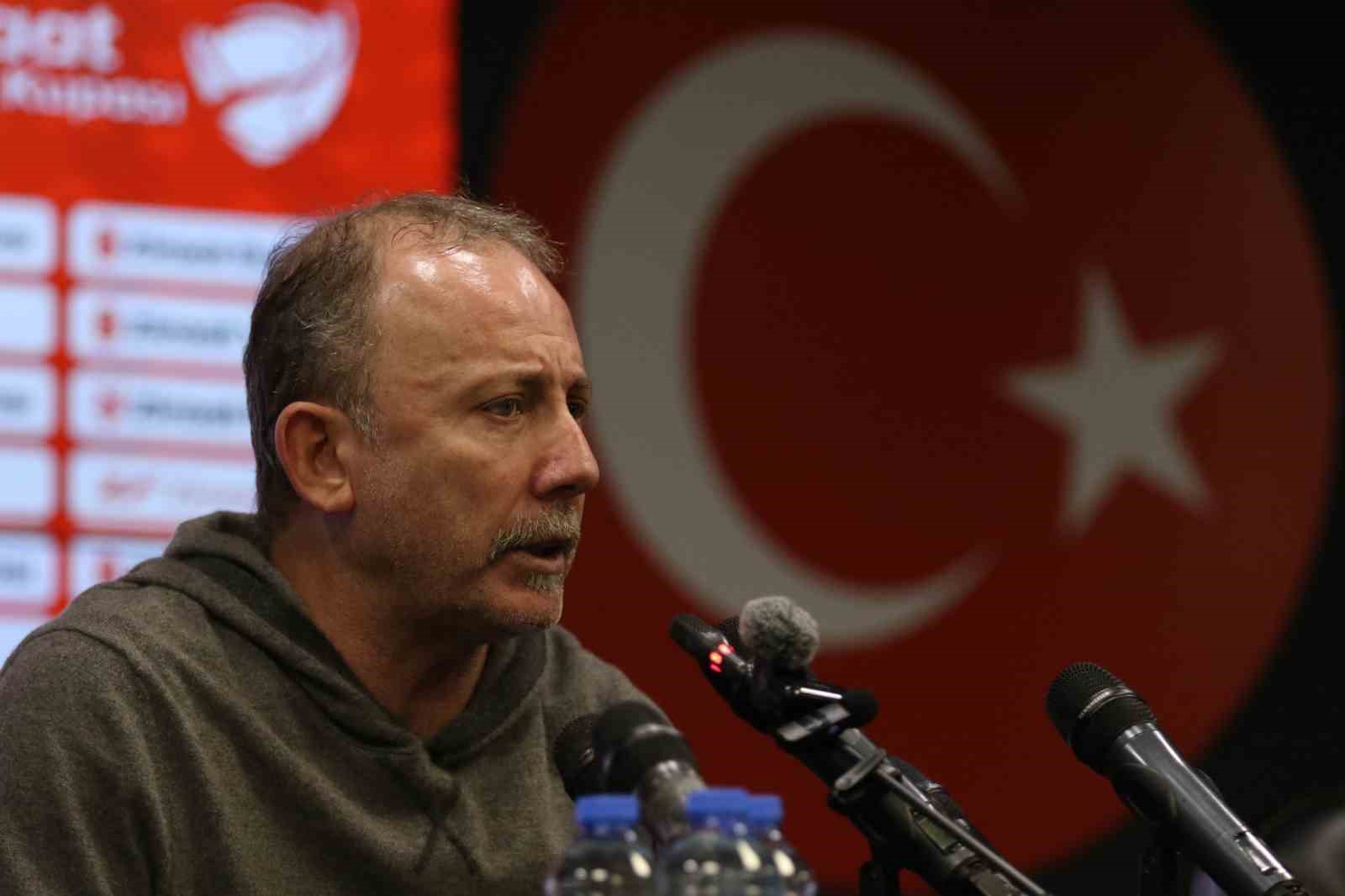 Sergen Yalçın: "1-1’lik skor adaletli gibi duruyor"